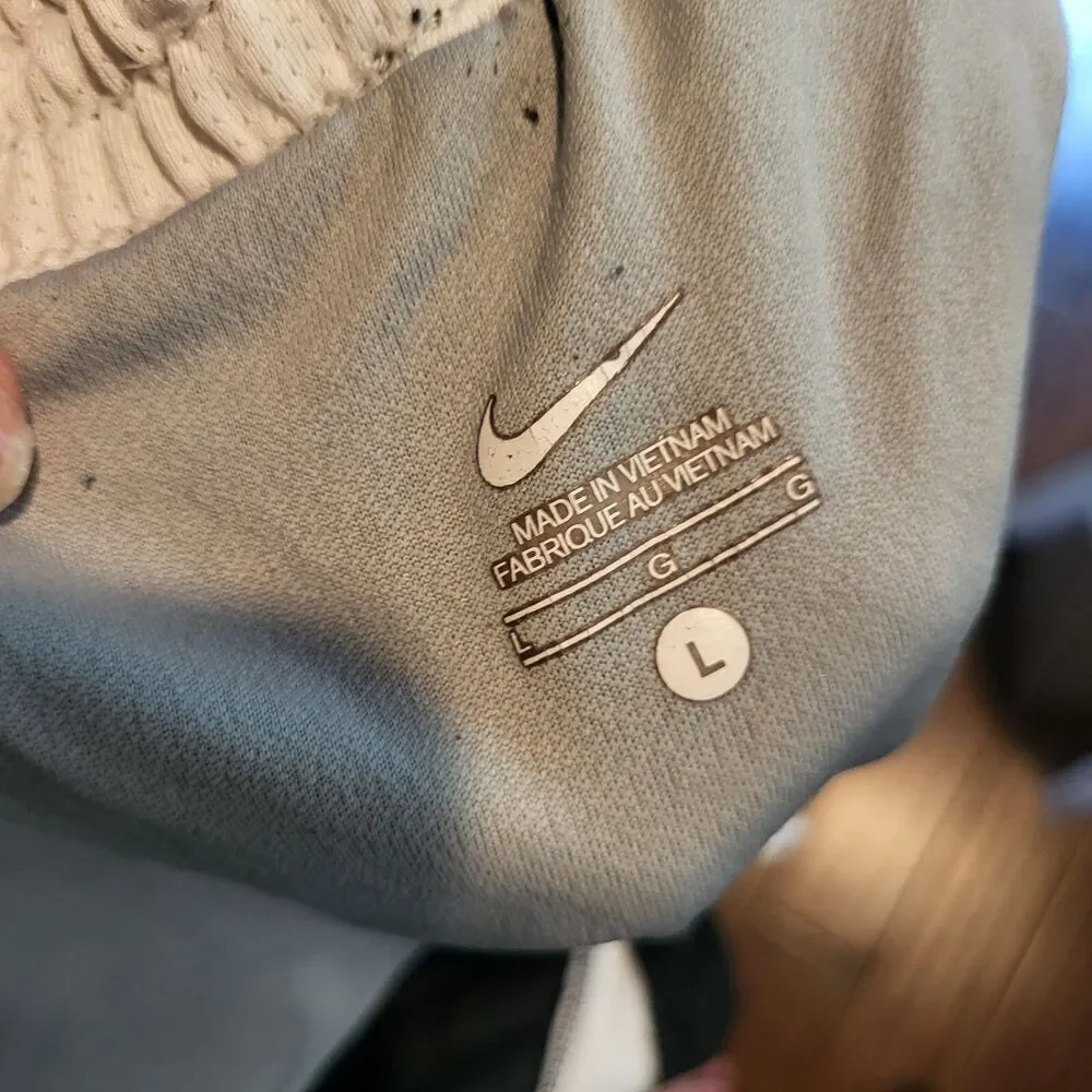 Nike Shorts Size L Athletic Black White Side Panel